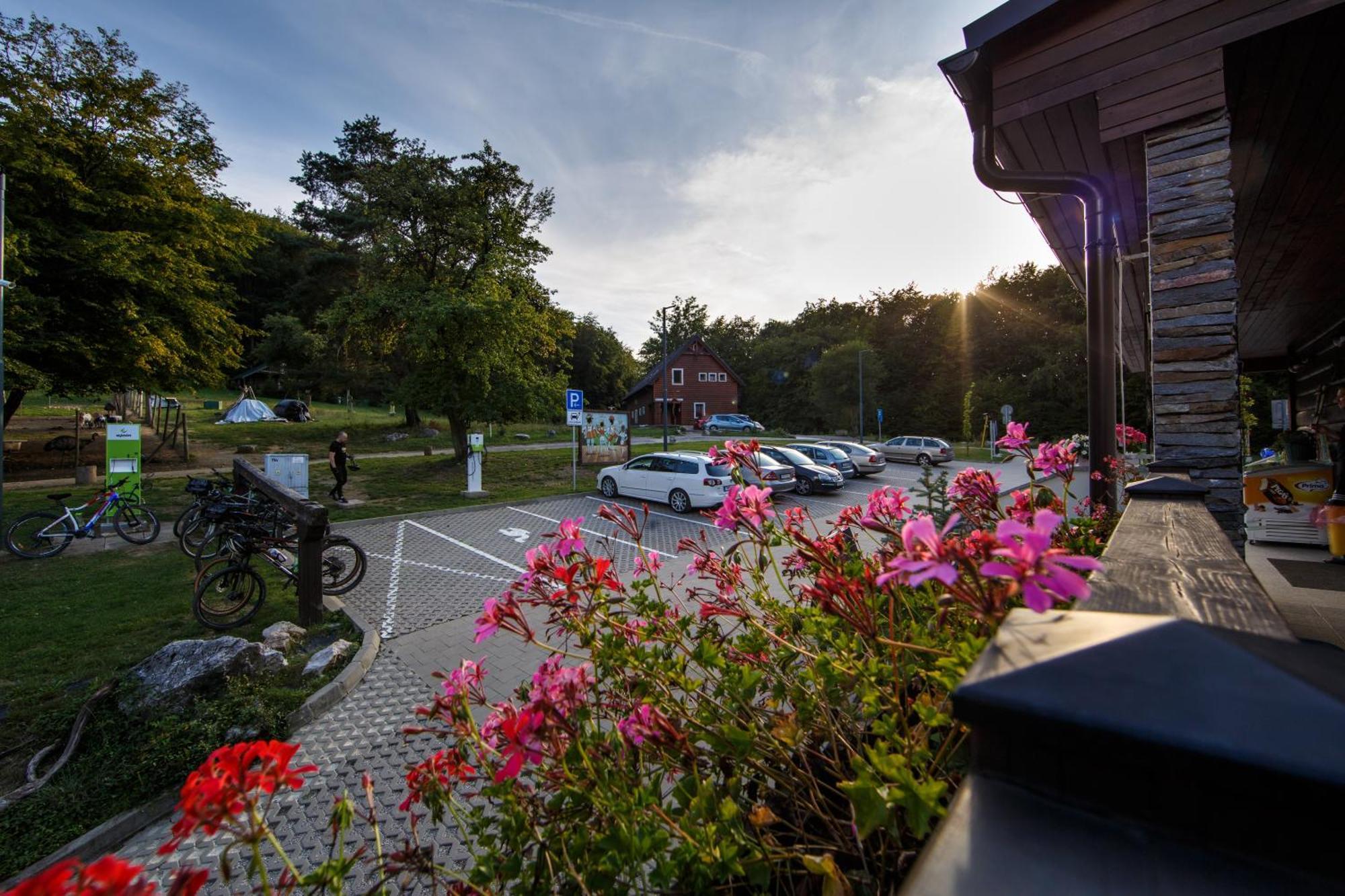 Chata Pod Ostrym Vrchom Hotel Soblahov Bagian luar foto